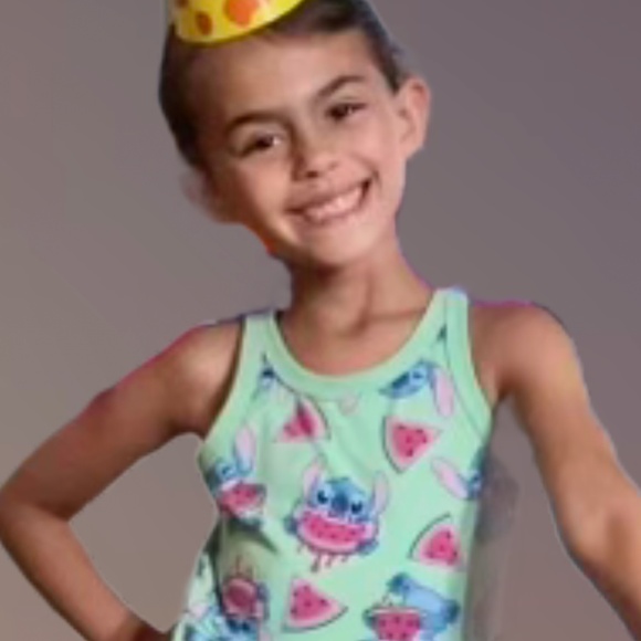 Meet your Posher, Ava - Picture 2 of 2